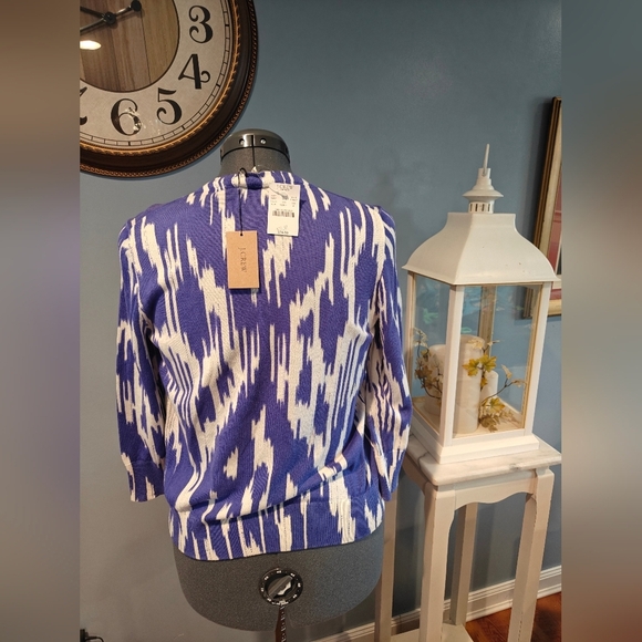 🤍❗NWT J. CREW Purple and White Aztec Detail Light Button Up Sweater Size Medium - Picture 2 of 4